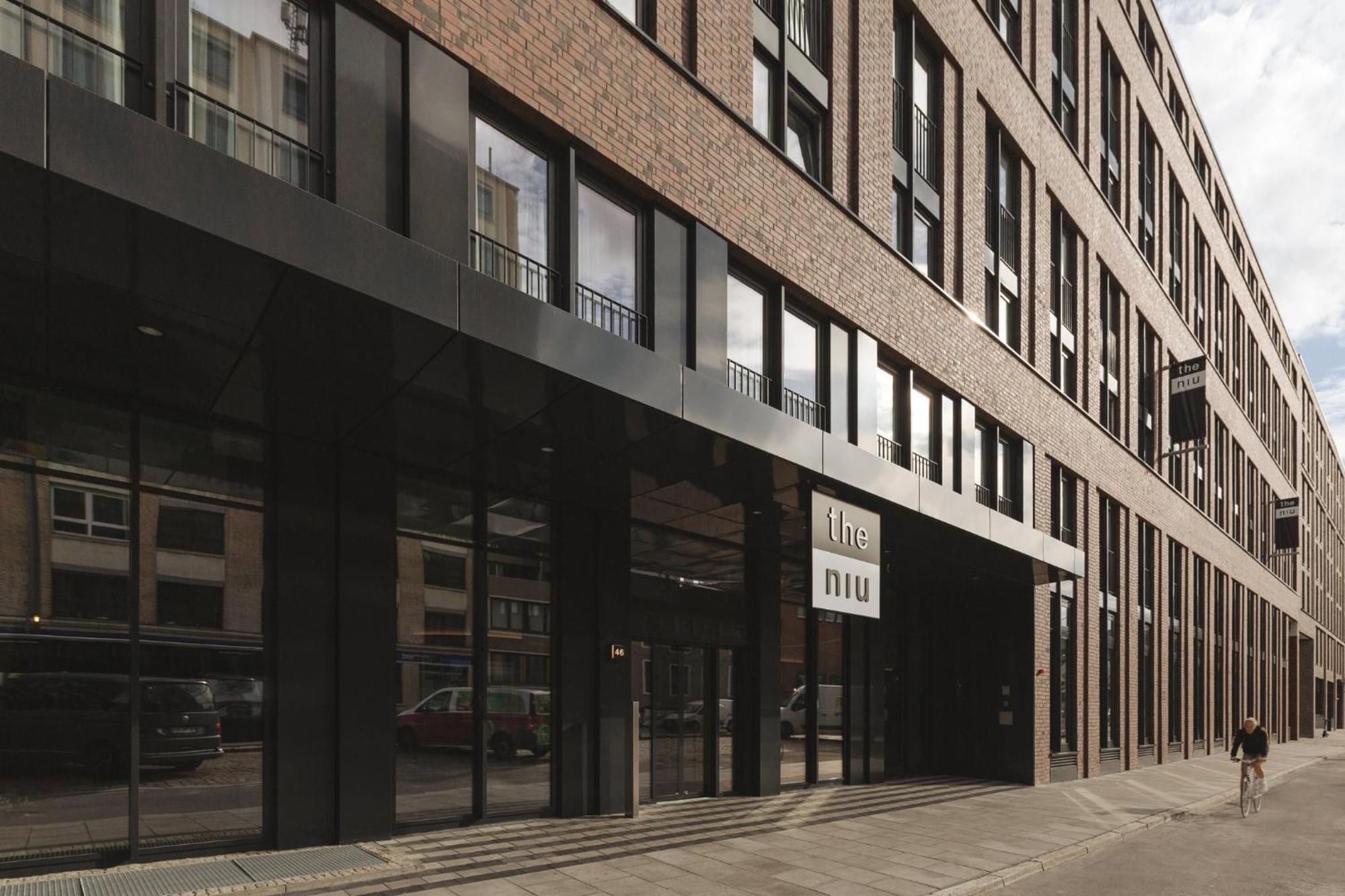 - The Niu, Yen By Ihg Hotel Hambourg