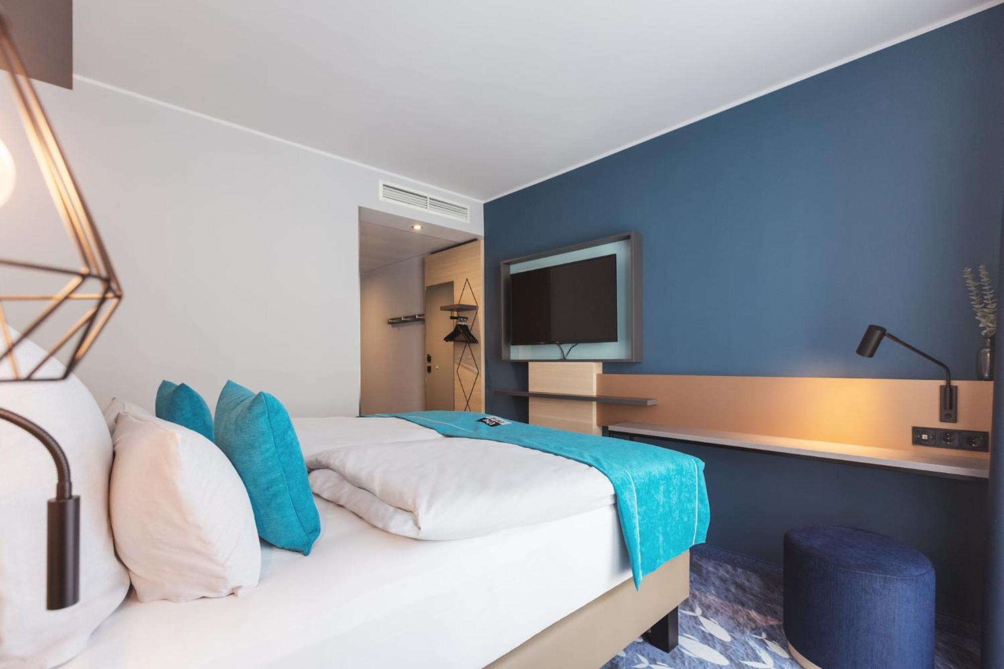 - The Niu, Yen By Ihg 3* Hamborg